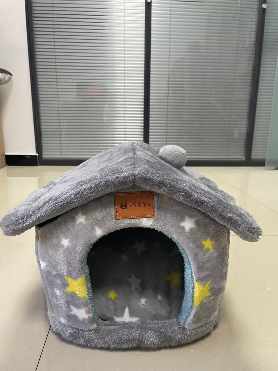 Self-Warming Foldable Pet Bed for Cats & Dogs